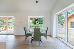 Dining - Vacation home "Huus Mullewap" in Kating for up to 4 people (Kating)