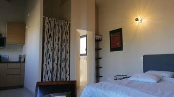 1 habitación, cuna de viaje, wifi gratis y ropa de cama