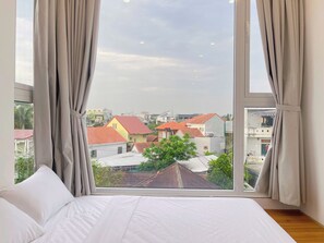 Soundproofing, free WiFi, bed sheets - Adora Homestay Hue (Hue)