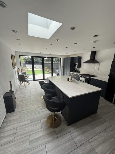 Stunning Open Plan 3- bedroom house