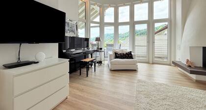 Casa Braun: Exklusive Unterkunft mit Seeblick, Garten und moderner Ausstattung