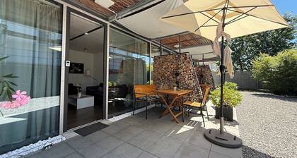 See und Mehr Apartment 1 - Modern apartment with covered terrace by the lake