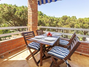 Outdoor dining - Buganvilla by Interhome (Lloret de Mar)