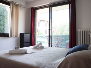 3 bedrooms, Internet