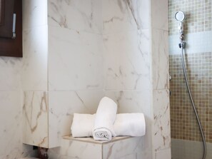 Towels - les Gemeaux by Interhome (Cannes)