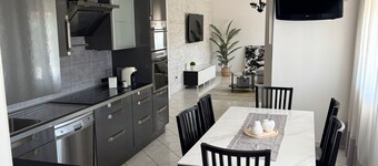 Porta Mare house, 10 minutes from the sea, near Venice, 2 steps from the station