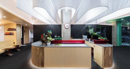 CommonHotel