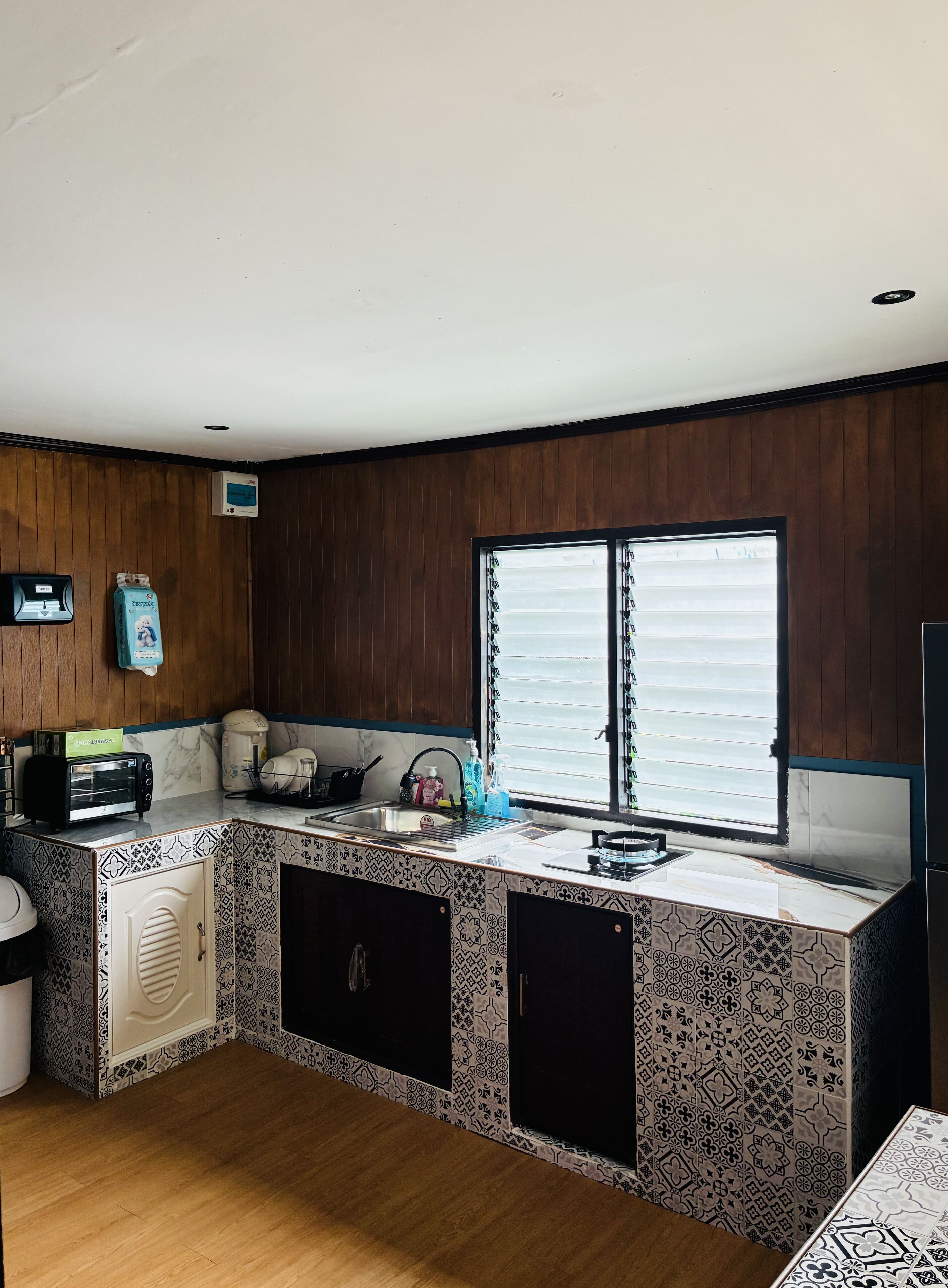 Bungalow, Beach View | Private kitchen | Fridge, microwave, stovetop, high chair