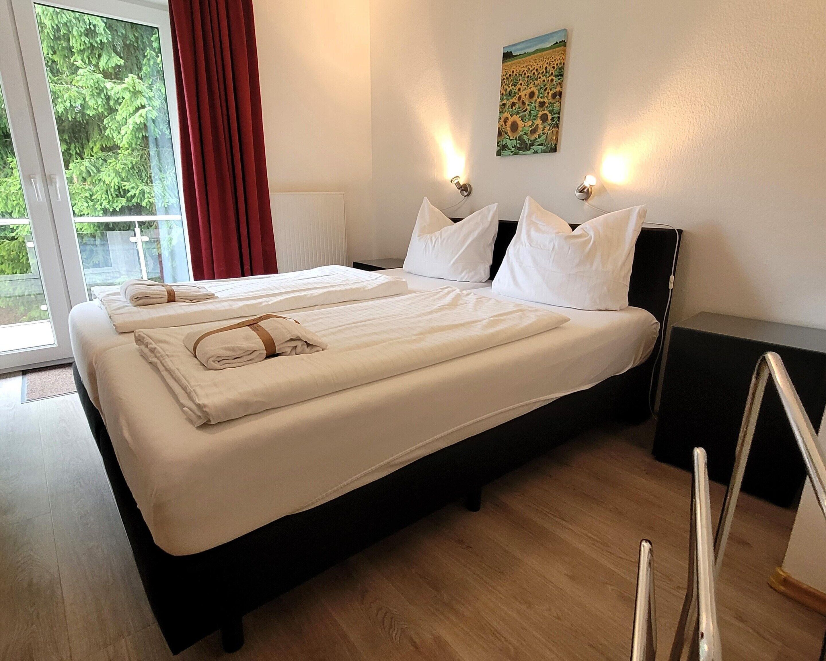 2 bedrooms, bed sheets