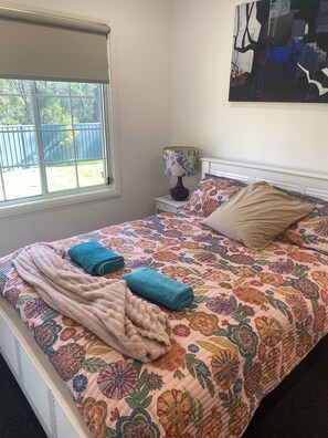 5 Schlafzimmer, Bügeleisen/Bügelbrett, WLAN, Bettwäsche