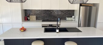 Modern, comfort and serenity in Fitzroy Falls