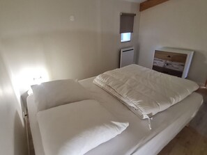 2 chambres, Wi-Fi gratuit, draps fournis