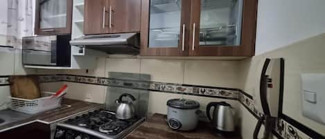 Micro-ondas, fogão, cooktop