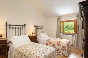 3 Schlafzimmer, Bügeleisen/Bügelbrett, Reisekinderbett, kostenloses WLAN