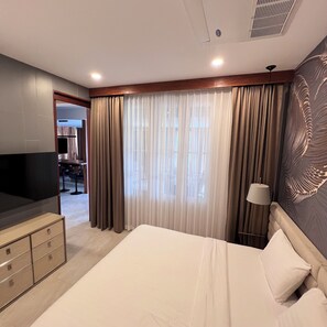 3 slaapkamers, een strijkplank/strijkijzer, wifi, beddengoed