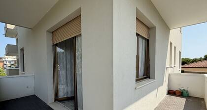 SE177 – Senigallia, comfortable two-bedroom apartment with Wi-Fi