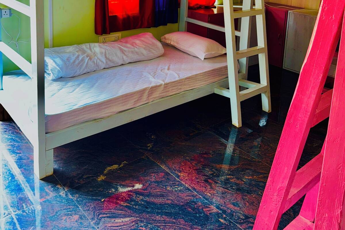 Deluxe Shared Dormitory, Mixed Dorm, Balcony, Mountain View | Individually decorated, individually furnished, laptop workspace