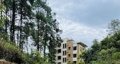 XTSY Travellers Hostel