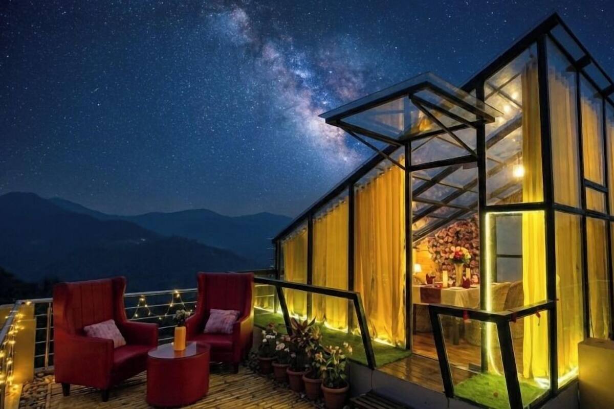 Panoramic Double Room, 1 King Bed, Balcony, Mountain View | Terrace/patio