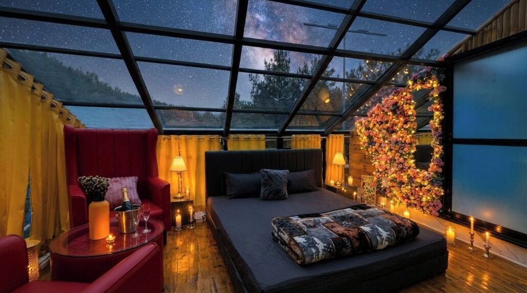 Chambre Double Panoramique, 1 très grand lit, balcon, vue montagne | Décoration personnalisée, ameublement personnalisé