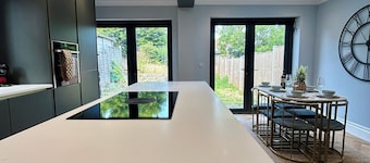 Spacious Getaway for 6 | Private Home + Parking