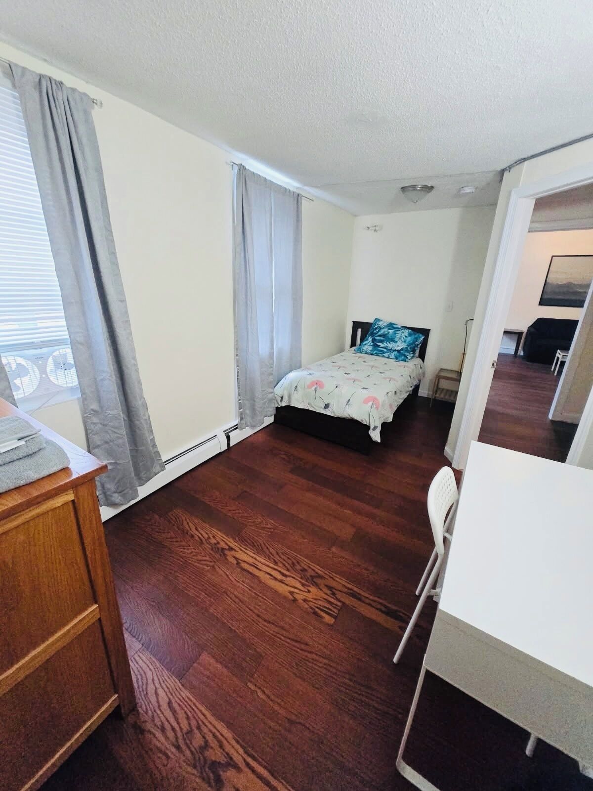 2 bedrooms
