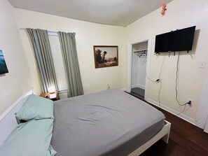 2 bedrooms