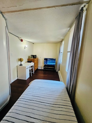 2 bedrooms