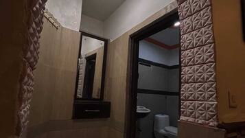 Triple Room | Bathroom | Shower, soap