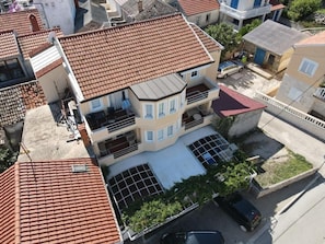 Apartamento, 1 quarto, para fumantes, sacada | Fachada