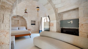 Luxury Villa, Patio, Garden View | Bathroom | Hair dryer, soap, shampoo, toilet paper