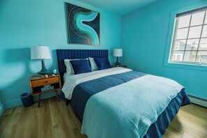 3 habitaciones, tabla de planchar con plancha, wifi y ropa de cama 