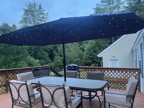 Secluded waterfront 2-bedroom / 2 bath on private 152 acre Sportsman's Pond.