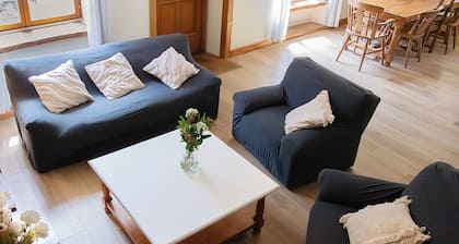 8/9-person gîtes with Jacuzzi. Near saint Malo/dinan. Pets allowed