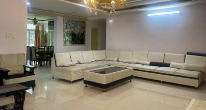 3bhk Luxury apartment near Care hospital Banjarahills