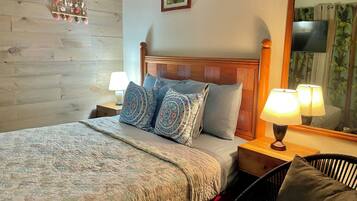 1 bedroom, in-room safe, iron/ironing board, free WiFi