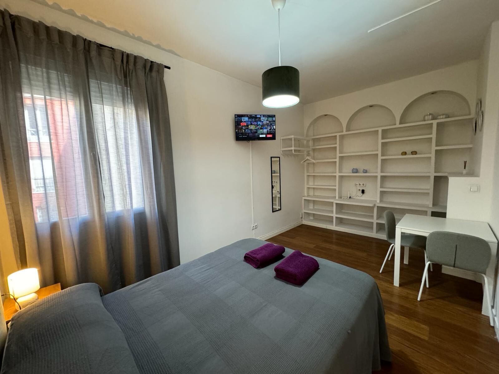 Iron/ironing board, free WiFi