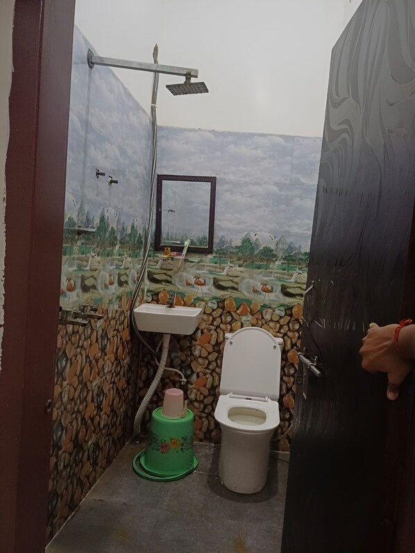 Double Room | Bathroom