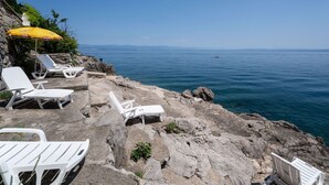 Property grounds - Beautiful apartment for 4 guests with A/C, WIFI, TV and patio (Rijeka)