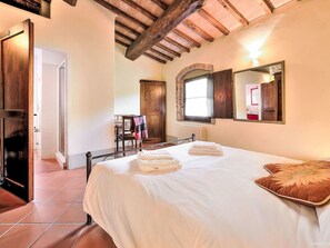 7 chambres, lit parapluie, Wi-Fi gratuit