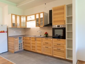 Microwave, oven, dishwasher