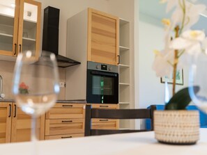 Microwave, oven, dishwasher