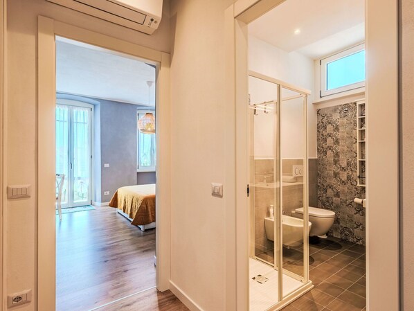 1 bedroom, travel crib, free WiFi