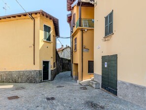 Exterior - Lovely apartment for 4 guests with WIFI and TV (Dongo)