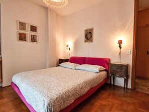 2 habitaciones, cuna de viaje y wifi gratis 