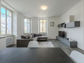 Fernseher
