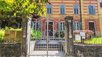 Dettaglio esterni