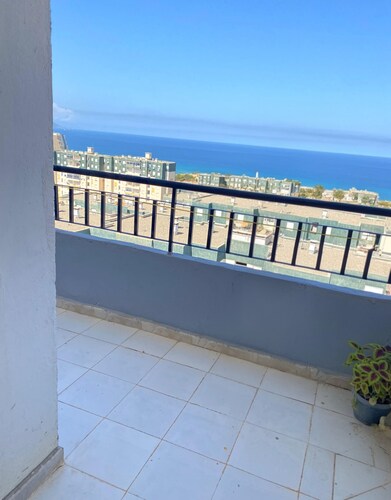Cozy high floor apartment with a nice sea views,perfect for families and holiday