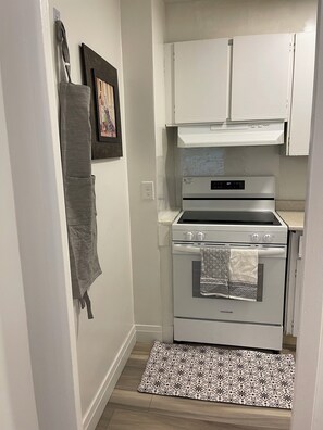Microwave, oven, stovetop