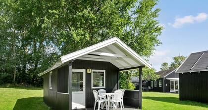 6 Person Holiday Park Home in Malling